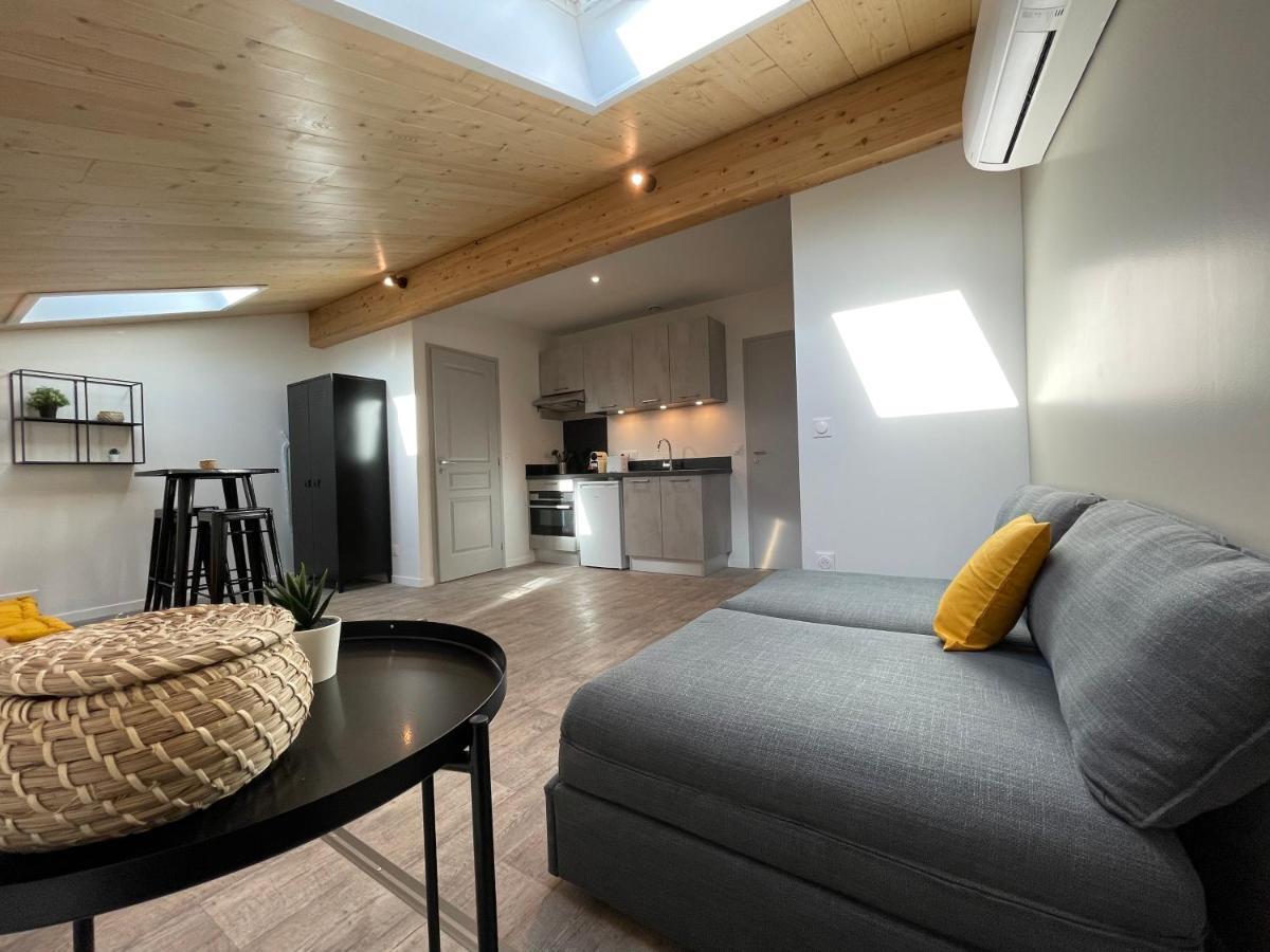 Superbes Studios De Charme, Lumineux Et Climatises En Plein Centre Bordeaux Bagian luar foto