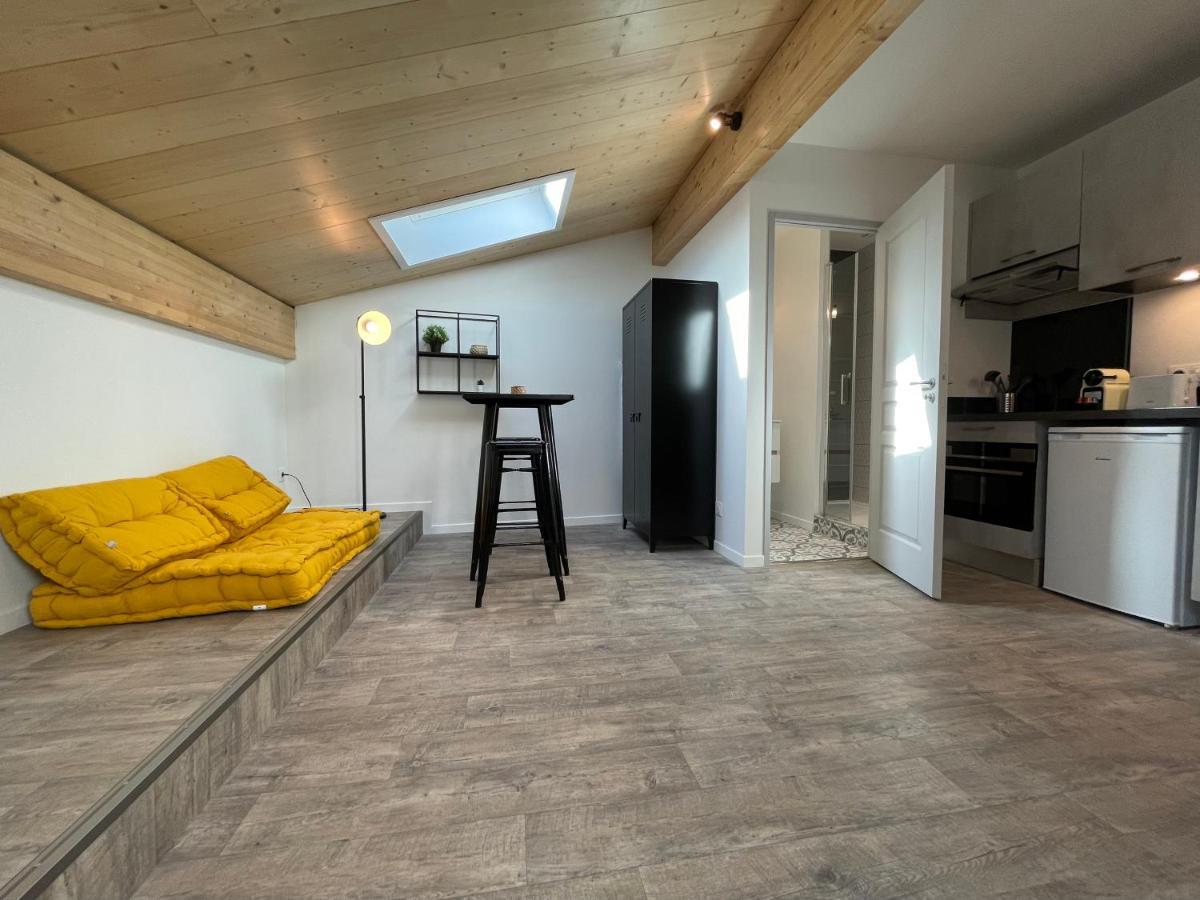 Superbes Studios De Charme, Lumineux Et Climatises En Plein Centre Bordeaux Bagian luar foto