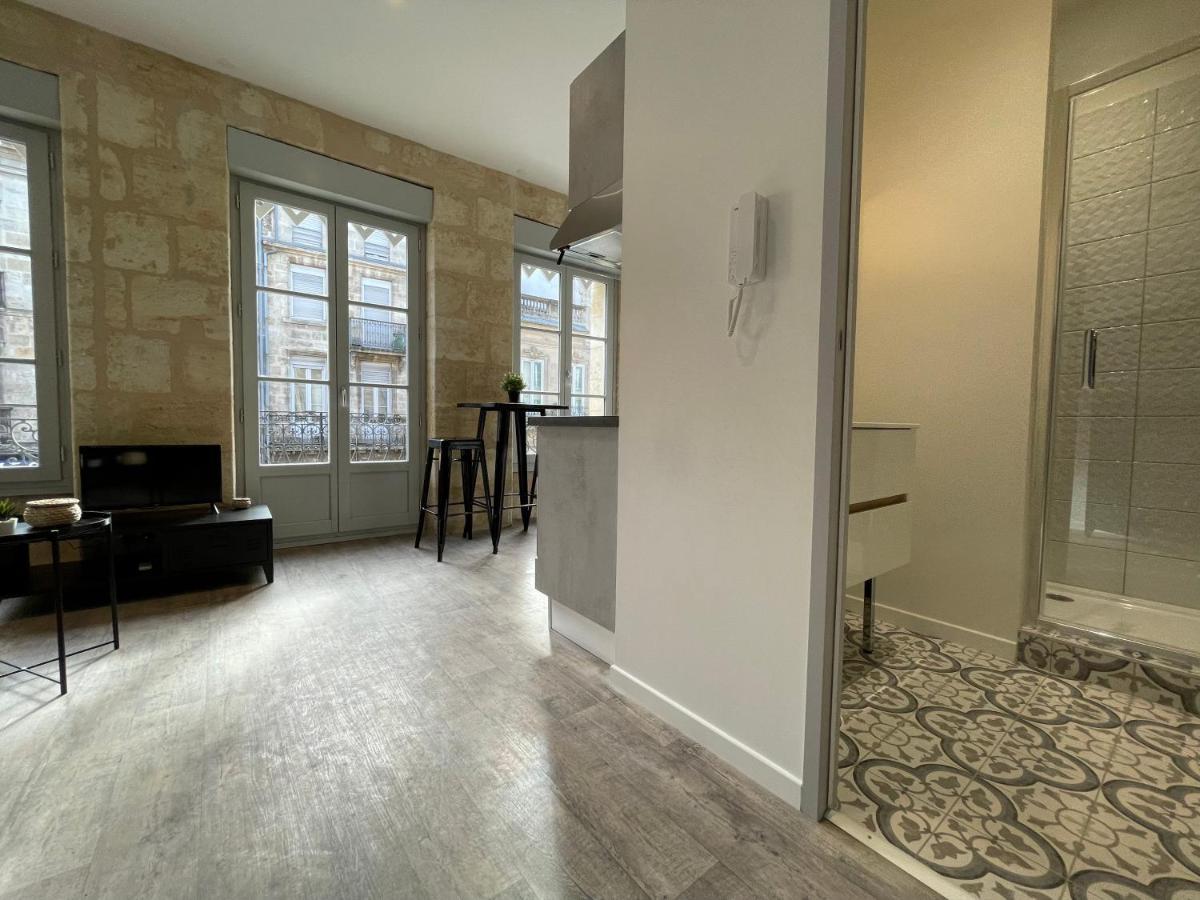Superbes Studios De Charme, Lumineux Et Climatises En Plein Centre Bordeaux Bagian luar foto
