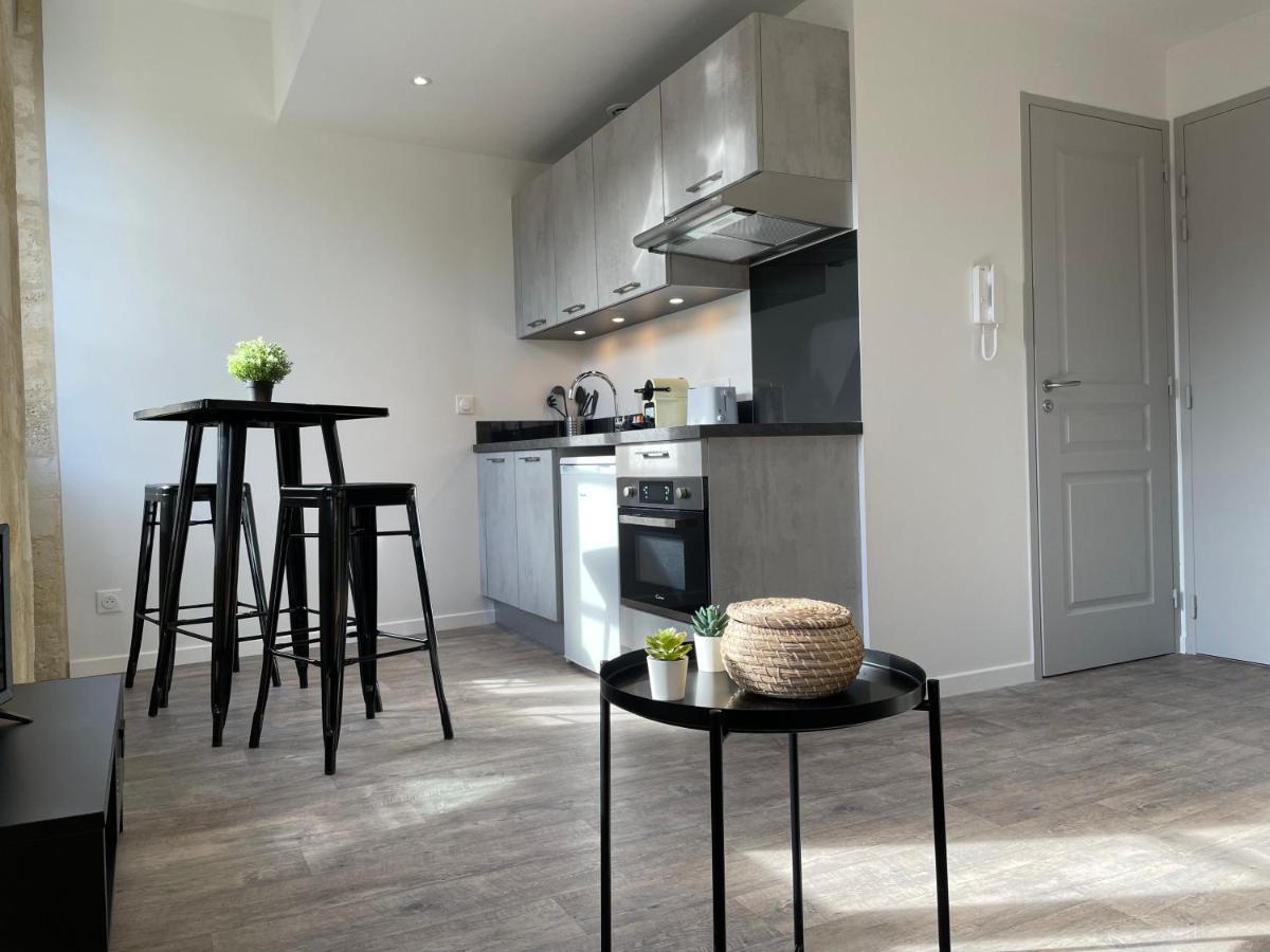 Superbes Studios De Charme, Lumineux Et Climatises En Plein Centre Bordeaux Bagian luar foto